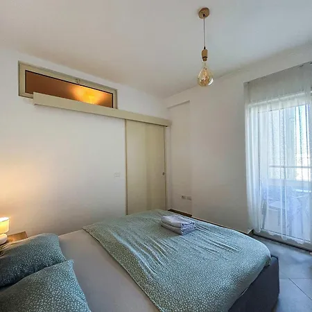 2 Bedroom 666 Durres