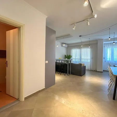 Apartment 2 Bedroom 666 Durres